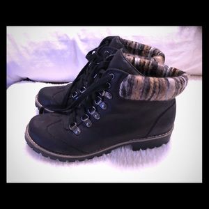 Like New! Women’s Ankle Boots